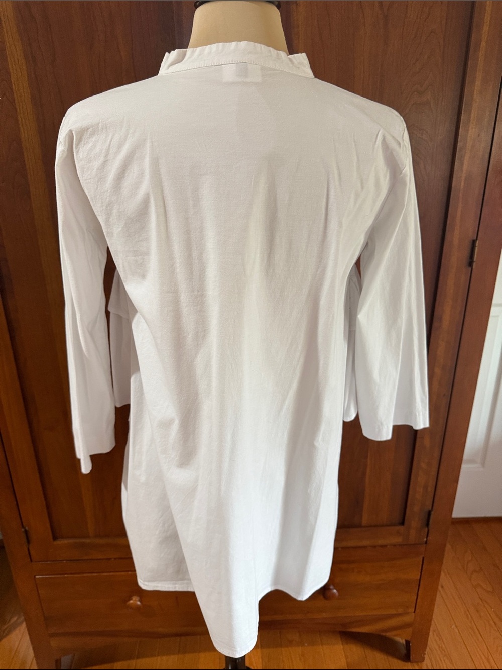 White Ruffle Front Pullover Blouse - Picture 4 of 5